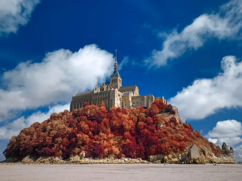 mont saint michel o dau kham pha lau dai co tich giua long nuoc phap